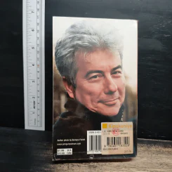 Lie Down with Lions - Ken Follett รูปที่ 2