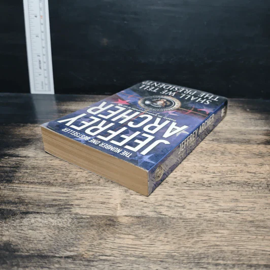 Shall We Tell the President? - Jeffrey Archer รูปที่ 5