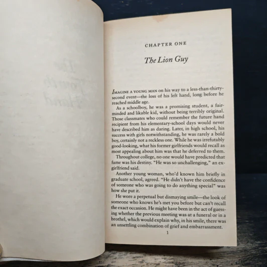 The Fourth Hand - John Irving รูปที่ 8