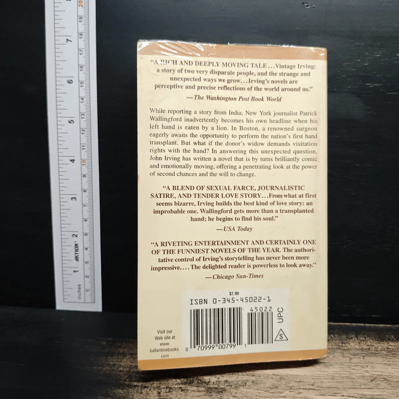 The Fourth Hand - John Irving รูปที่ 2