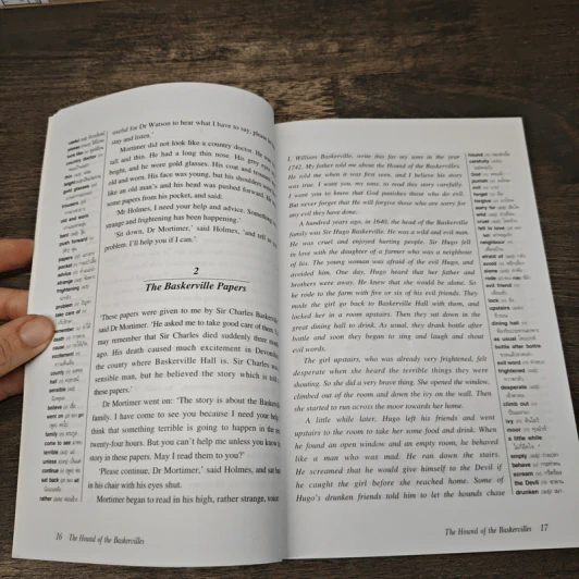 The Hound Of The Baskervilles เชอร์ล็อก โฮล์มส์ยอดนักสืบ - Oxford Bookworms Stage 4 รูปที่ 8