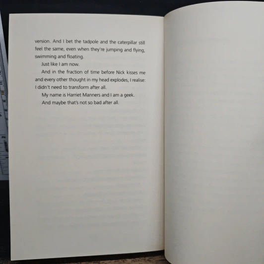 Geek Girl - Holly Smale รูปที่ 8