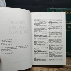 The New Webster's Desk Reference Library 3 Book รูปที่ 8