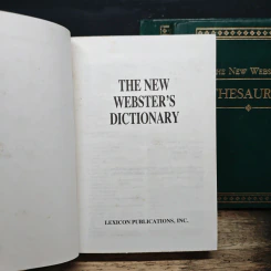The New Webster's Desk Reference Library 3 Book รูปที่ 7