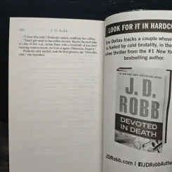 Obsession in Death - J. D. Robb รูปที่ 8