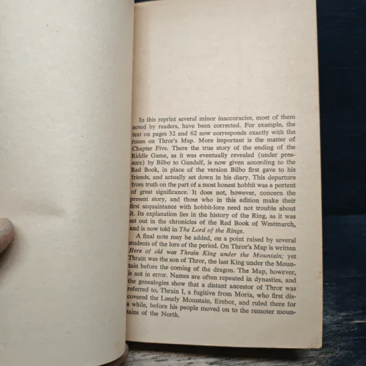 The Hobbit - J.R.R. Tolkien รูปที่ 7