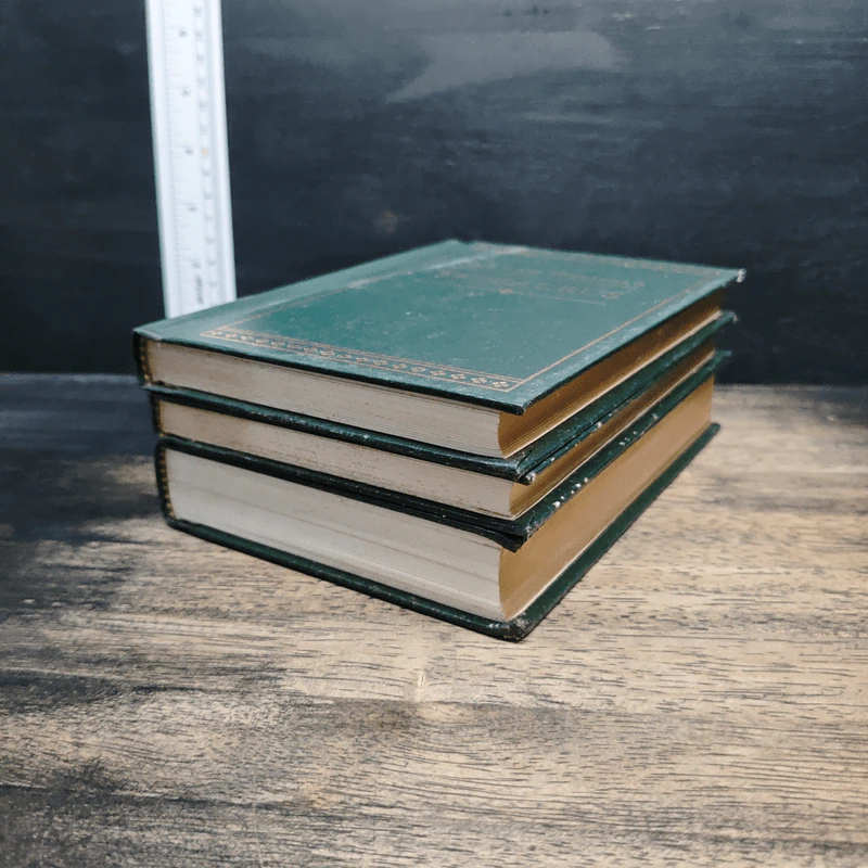 The New Webster's Desk Reference Library 3 Book รูปที่ 5