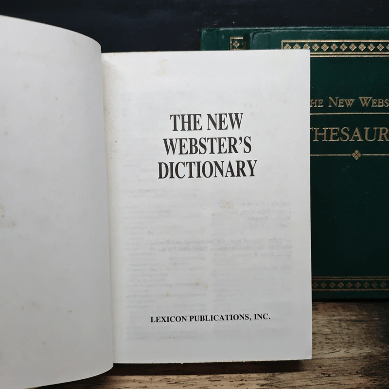The New Webster's Desk Reference Library 3 Book รูปที่ 7