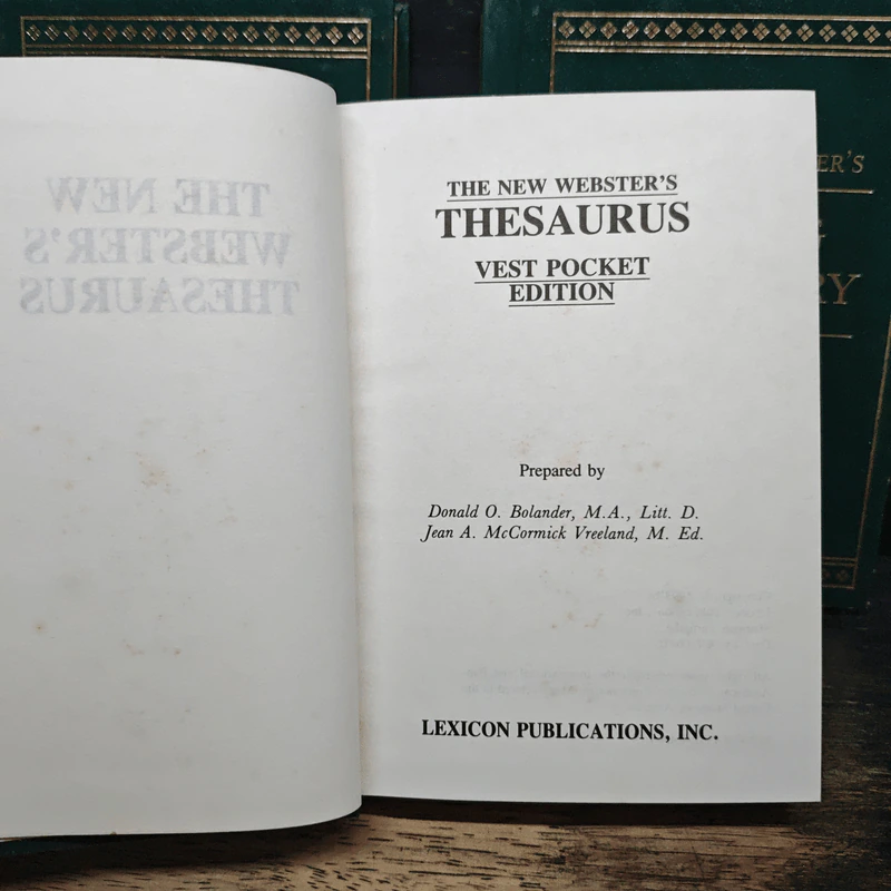 The New Webster's Desk Reference Library 3 Book รูปที่ 9
