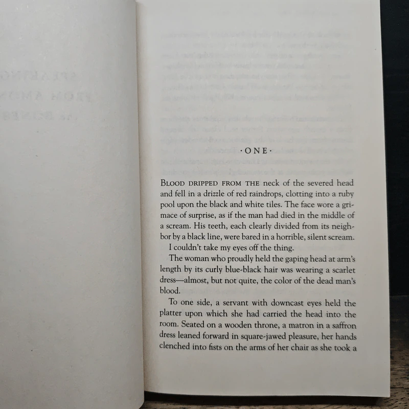 Speaking from Among the Bones - Alan Bradley รูปที่ 7