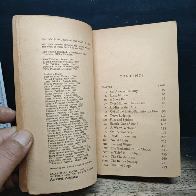 The Hobbit - J.R.R. Tolkien รูปที่ 6