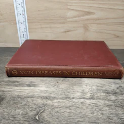 Skin Diseases in Children - George M. MacKee, M.D., Anthony C. Cipollaro, M.D. รูปที่ 2