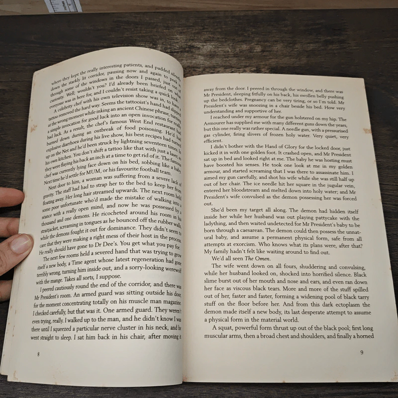 The Man with the Golden Torc - Simon Green รูปที่ 7