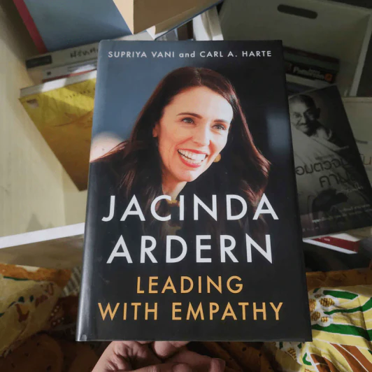 Jacinda Ardern: Leading with Empathy - Supriya Vani รูปที่ 1