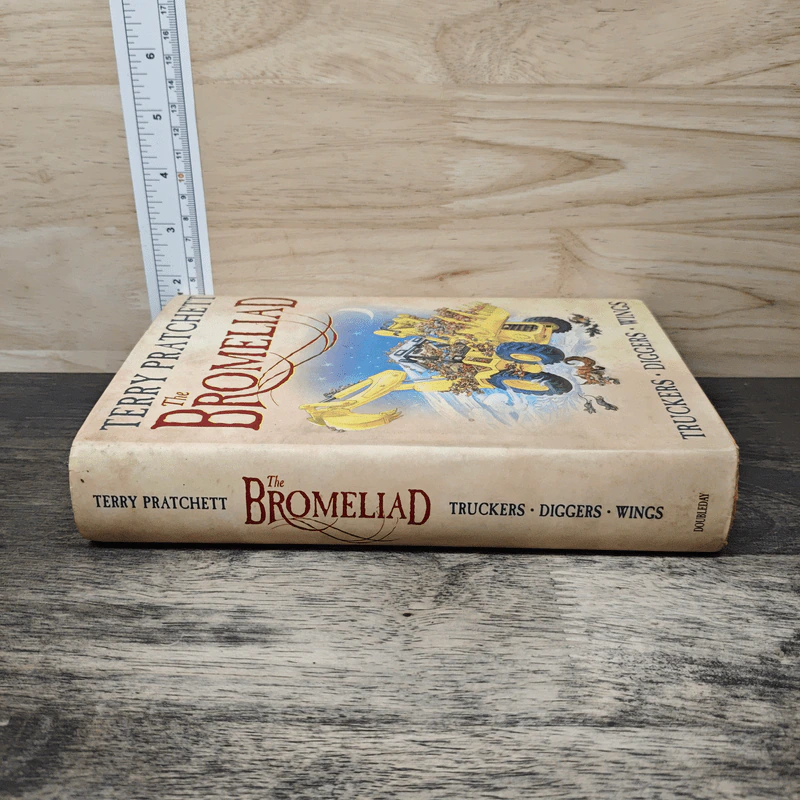 The Bromeliad Trilogy - Terry Pratchett รูปที่ 2