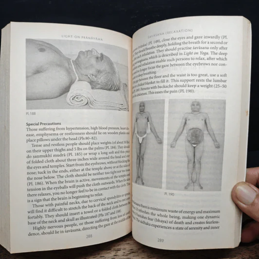 Light on Pranayama - B. K. S. Iyengar รูปที่ 10
