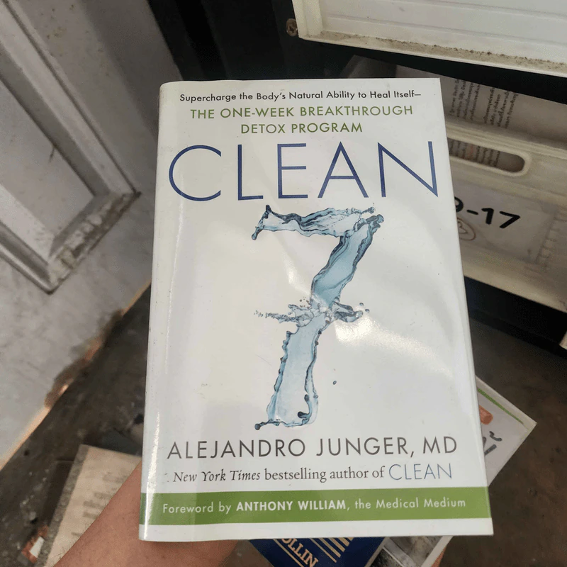 Clean -  Alejandro Junger รูปที่ 1