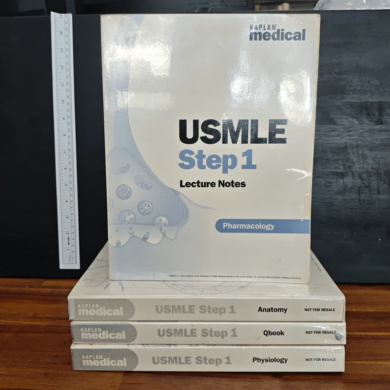 Kaplan Medical USMLE Step 1  4 Book Pharmacology, Anatomy, Qbook, Physiology รูปที่ 1