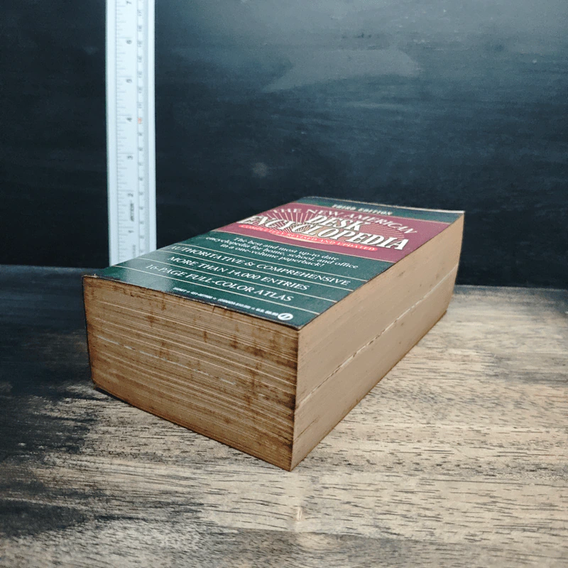 The New American Desk Encyclopedia รูปที่ 4