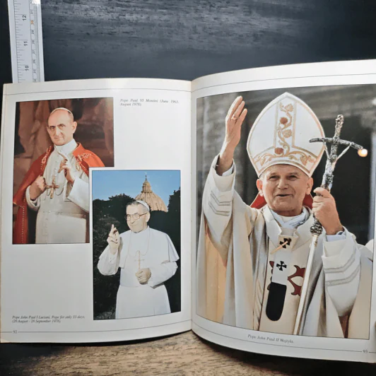 The Vatican รูปที่ 11