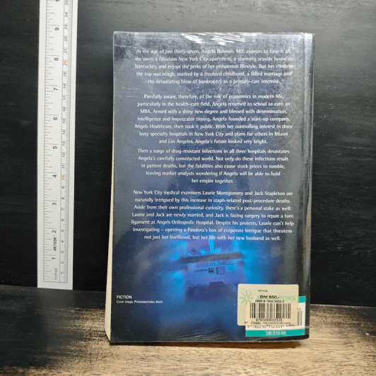 Critical - Robin Cook รูปที่ 2