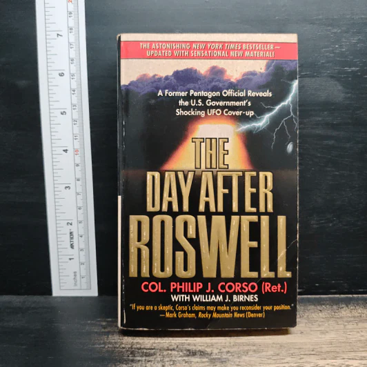 The Day After Roswell - Col. Philip J. Corso รูปที่ 1
