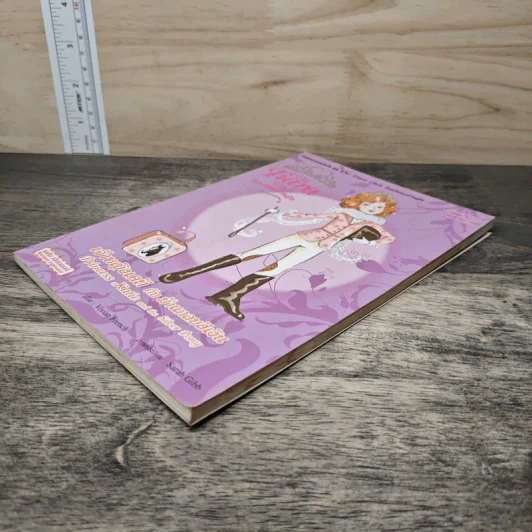 The Tiara Club โรงเรียนเจ้าหญิง เจ้าหญิงเคที กับ ม้าแกลบสีเงิน - Vivian French รูปที่ 3