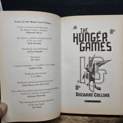 The Hunger Games - Suzanne Collins รูปที่ 6
