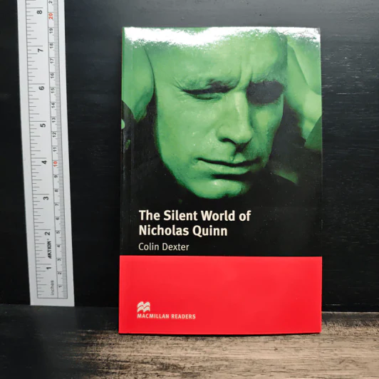 The Silent World of Nicholas Quinn - Colin Dexter รูปที่ 1