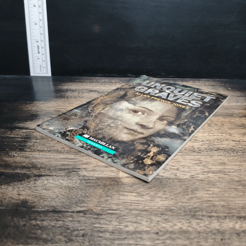 Unquiet Graves - Allan Frewin Jone รูปที่ 4