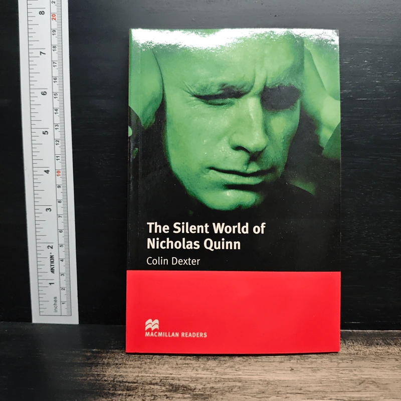 The Silent World of Nicholas Quinn - Colin Dexter รูปที่ 1