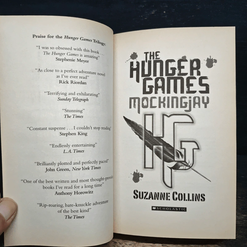 The Hunger Games: Mockingjay - Suzanne Collins รูปที่ 6