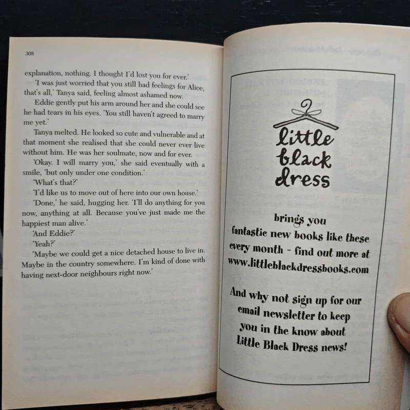 Living Next Door to Alice - Marisa Mackle รูปที่ 8