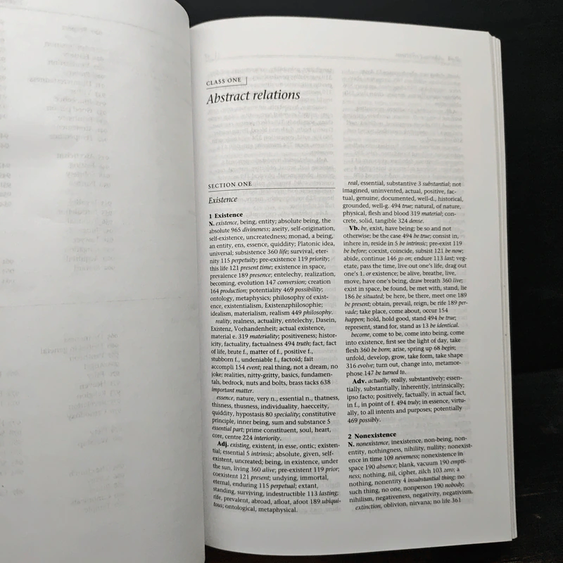 Roget's Thesaurus of English Words & Phrases รูปที่ 8