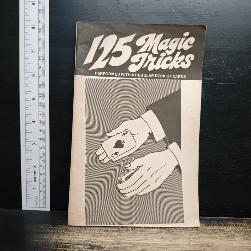 125 Magic Tricks Performed with a Regular Deck of Cards รูปที่ 1