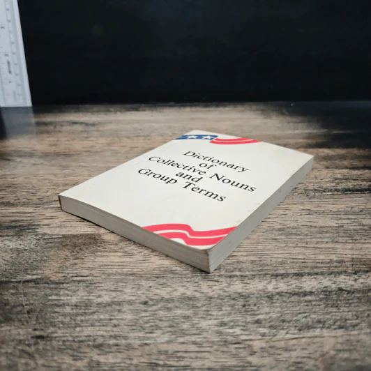 Dictionary of Collective Nouns and Group Terms รูปที่ 4