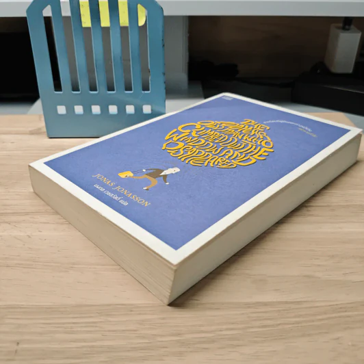 ชายร้อยปีผู้ปีนออกทางหน้าต่าง แล้วหายตัวไป - Jonas Jonasson รูปที่ 3