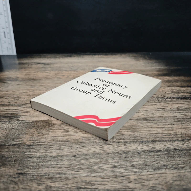Dictionary of Collective Nouns and Group Terms รูปที่ 4