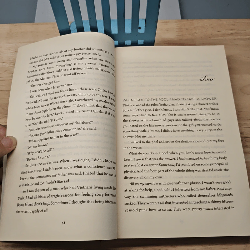 Aristotle and Dante Discover the Secrets of the Universe - Benjamin Alire Sáenz รูปที่ 7