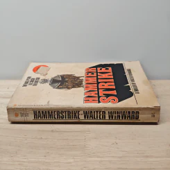 Hammerstrike - Walter Winward รูปที่ 2