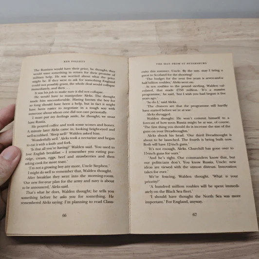 The Man From St Petersburg - Ken Follett รูปที่ 7