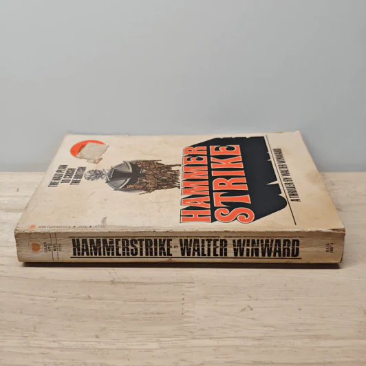 Hammerstrike - Walter Winward รูปที่ 2