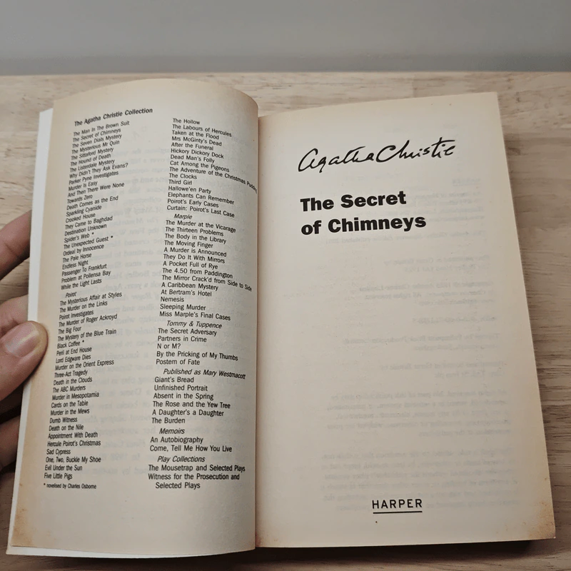 The Secret of Chimneys - Agatha Christie รูปที่ 6