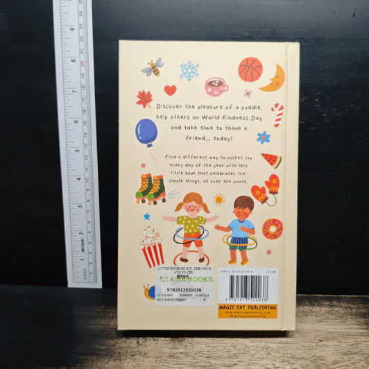 The Little Book of Joy: 365 Ways to Celebrate Every Day รูปที่ 2