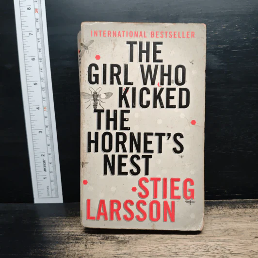The Girl Who Kicked The Hornet's Nest - Stieg Larsson รูปที่ 1