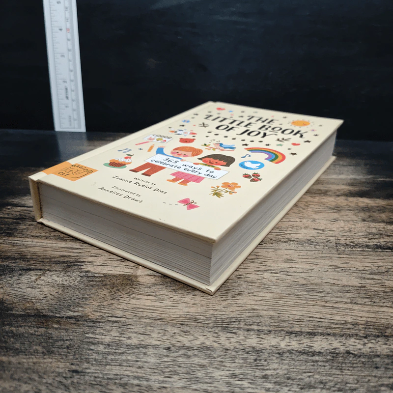 The Little Book of Joy: 365 Ways to Celebrate Every Day รูปที่ 4