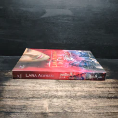 จุมพิตสีเลือด - Lara Adrian รูปที่ 3
