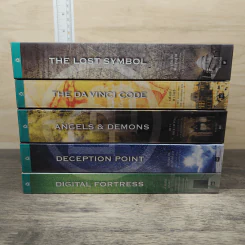 Boxset แดน บราวน์ 5 เล่ม ล่ารหัสมรณะ, เทวากับซาตาน, แผนลวงสะท้านโลก, รหัสลับดาวินชี, พลิกรหัสลับสมบัติจำแลง - Dan Brown รูปที่ 8