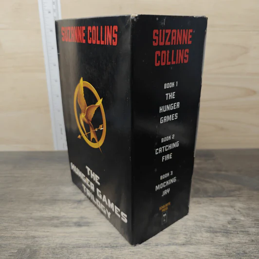 BoxedSet The Hunger Games Trilogy 3 Book - Suzanne Collins รูปที่ 4