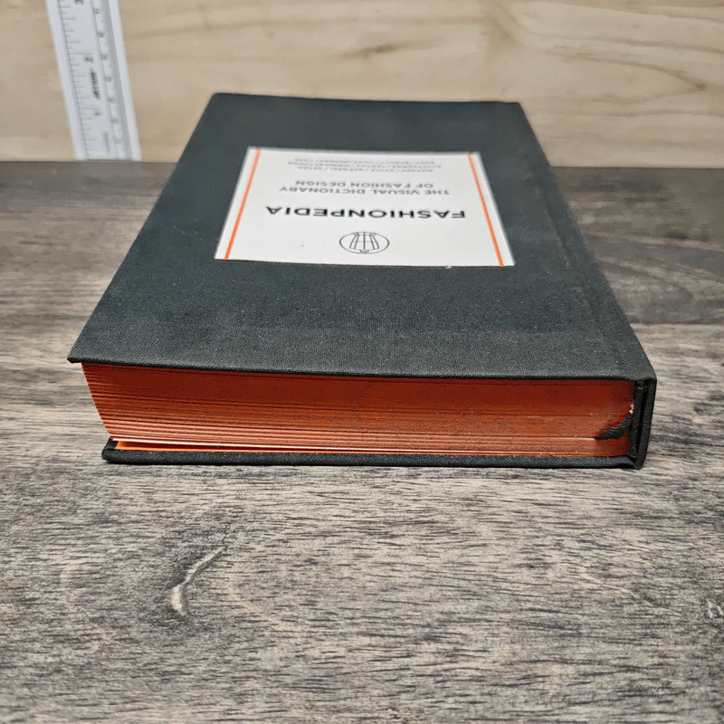 Fashionpedia : The Visual Dictionary of Fashion Design - Fashionary รูปที่ 4